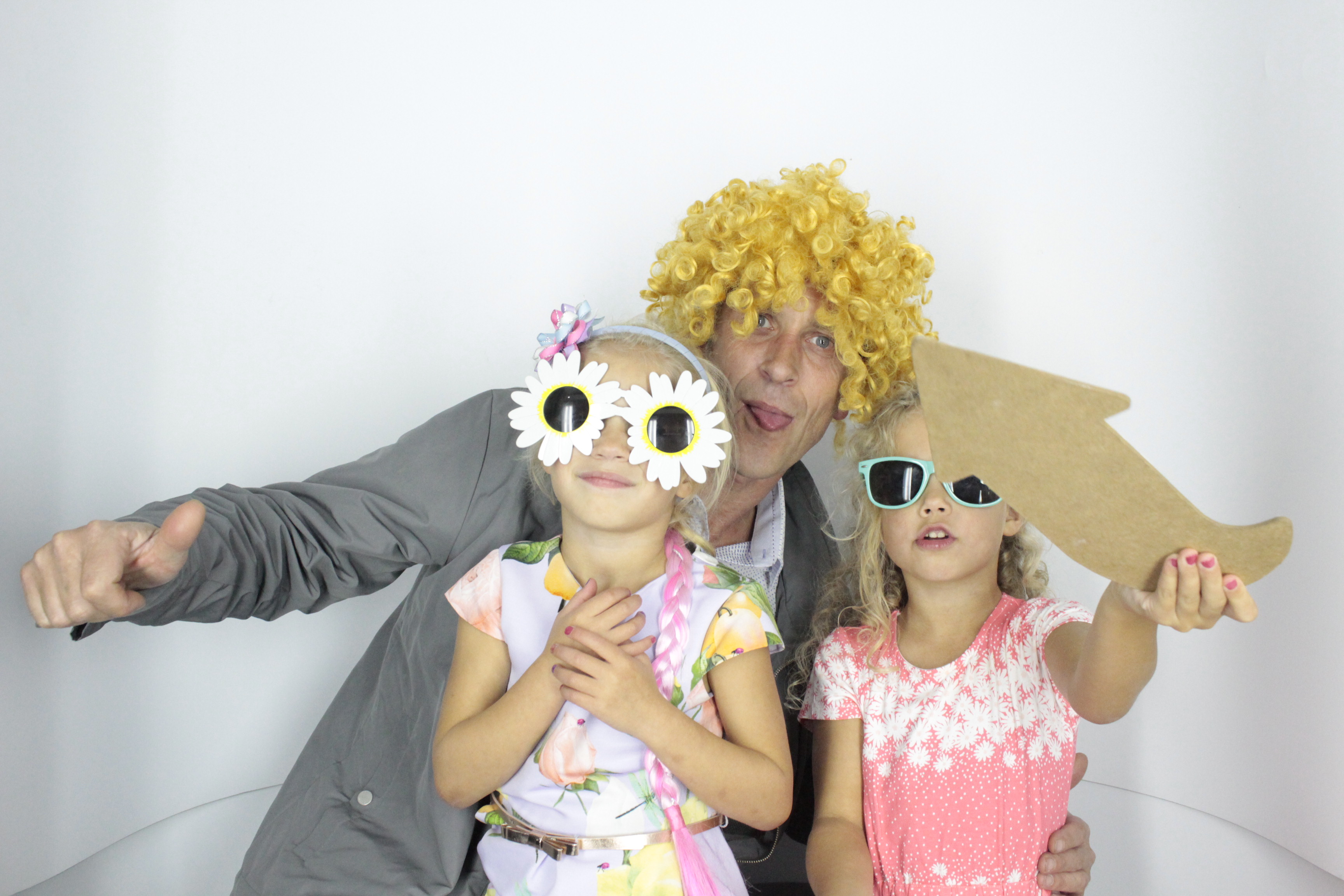 Isobel 18th Birthday Party  | View more photos from the event at gallery.myphotoboothexperience.co.uk/u/MyPhotoBoothExperienceLtd/Isobel-18th-Birthday-Party